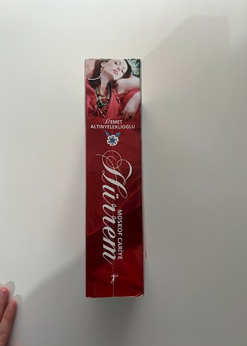  Moskof Cariye Hürrem - Demet Altınyeleklioğlu