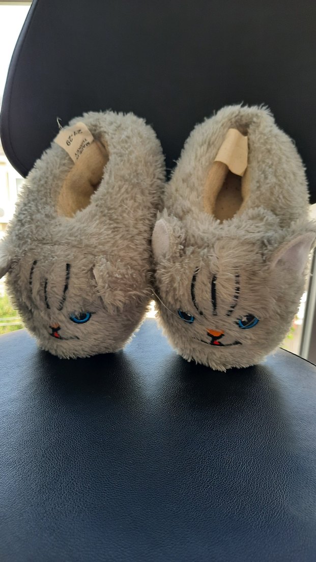 Gri Leopar Desenli Kız Çocuk Sıcak Terlik - Görsel 3