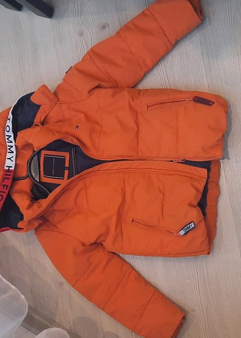 Tommy Hilfiger Turuncu Kapüşonlu Erkek Çocuk Mont - Görsel 5