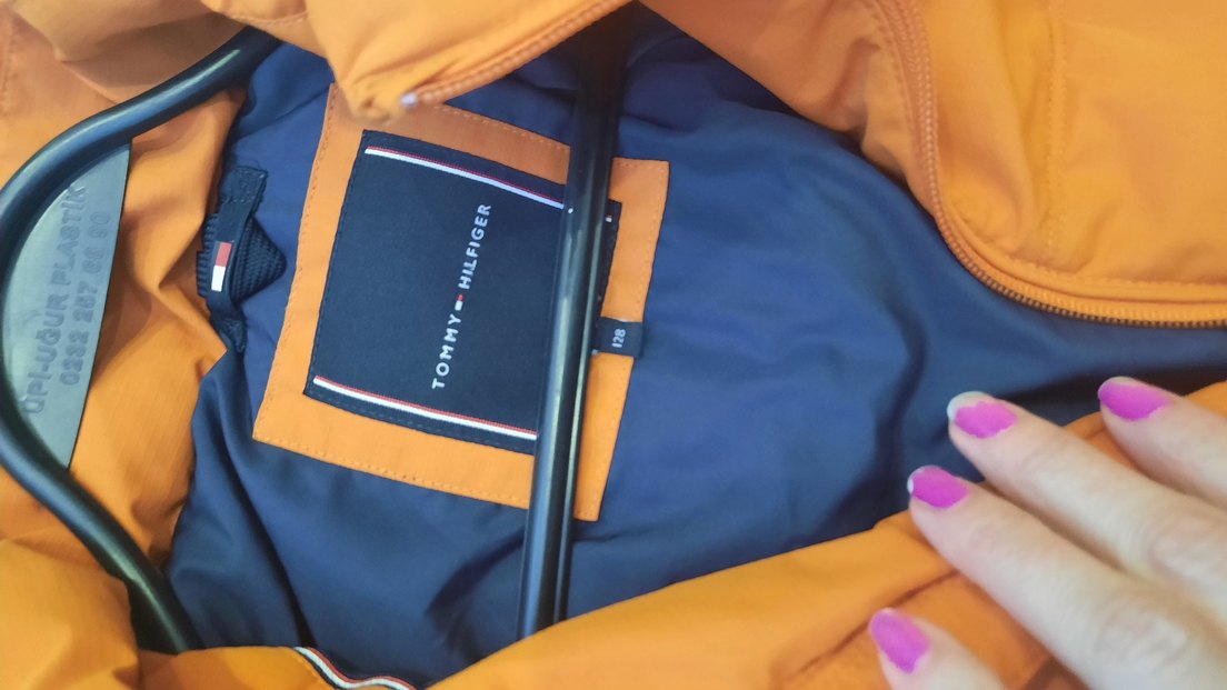 Tommy Hilfiger Turuncu Kapüşonlu Erkek Çocuk Mont - Görsel 3