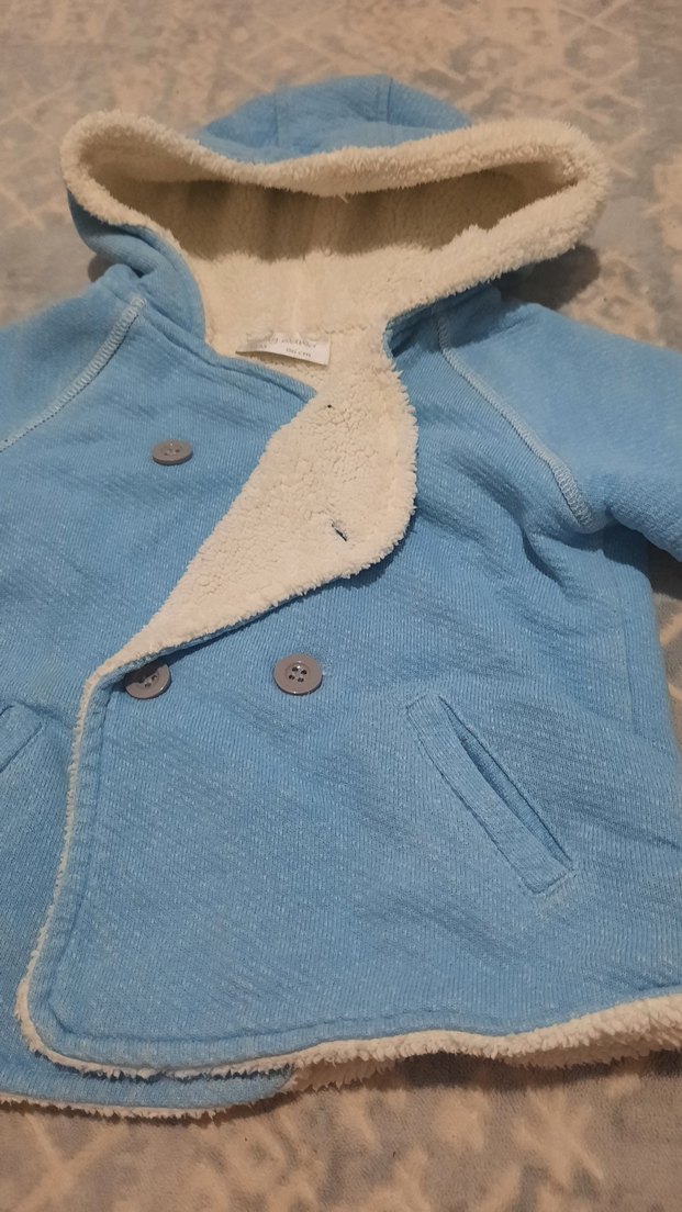 Mavi Kapüşonlu Erkek Çocuk Kabanı - Görsel 3