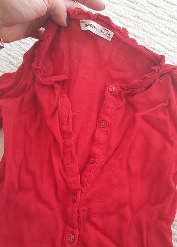 Düğmeli Kırmızı V Yaka Kadın Gömlek - Görsel 2