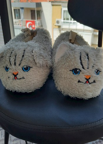 Kız Çocuk Gri Peluş Ev Terliği - Görsel 2