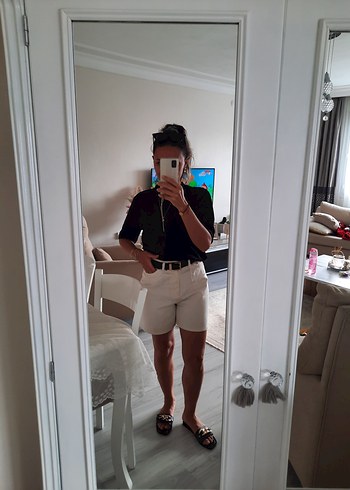 Kadın Beyaz Pamuklu Mini Şort - Görsel 5