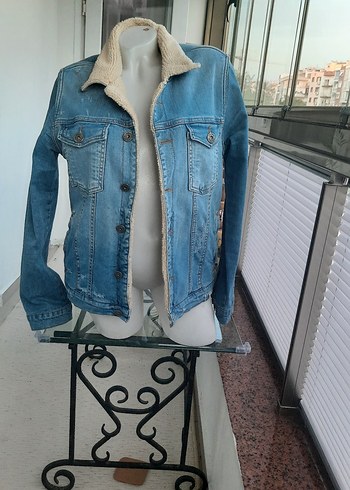 Kadın Mavi Kürklü Fit Kesim Denim Ceket - Görsel 10