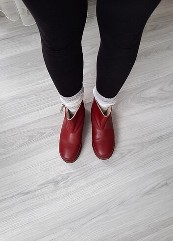 37 Beden bordo Renk #ugg #karbotu #deri #bot #calvin