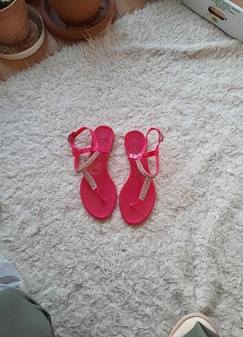 Zara #Sandalet #fuşya #taşlı #yazlık #deniz #plaj #havuz #plastik #za