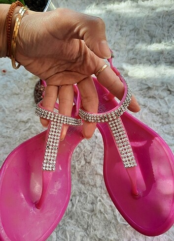37 Beden pembe Renk #Sandalet #fuşya #taşlı #yazlık #deniz #plaj #havuz #plastik #za