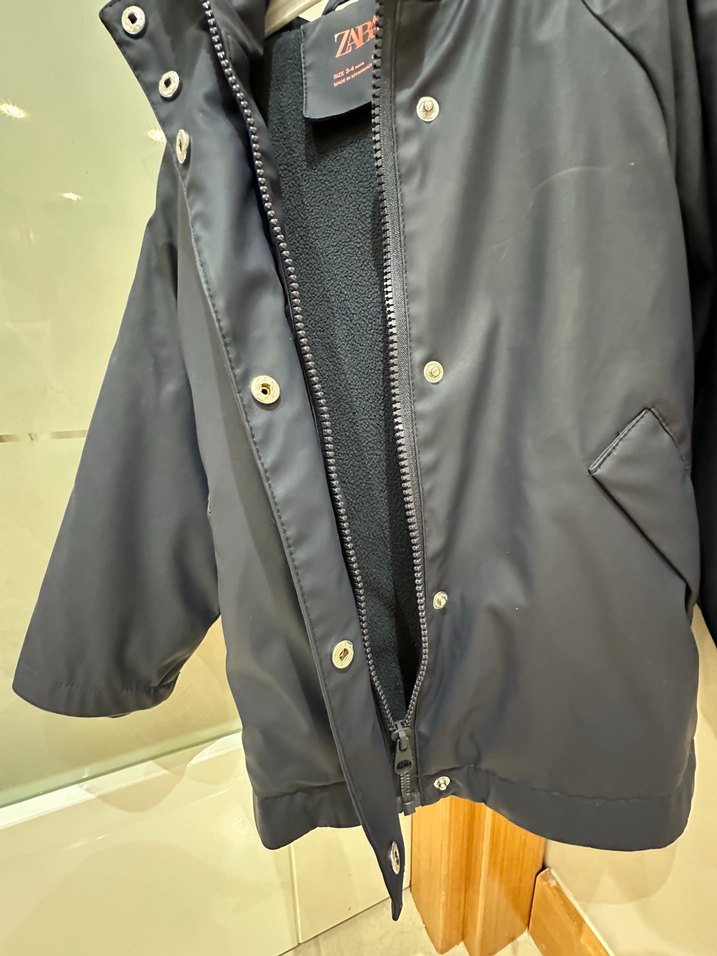 Zara kauçuk yağmurluk - Görsel 5