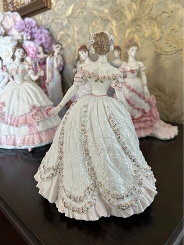 Beden beyaz Renk Royal Worcester biblo