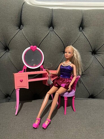 Eklemli barbie