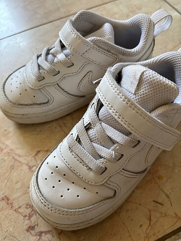 24numara nike