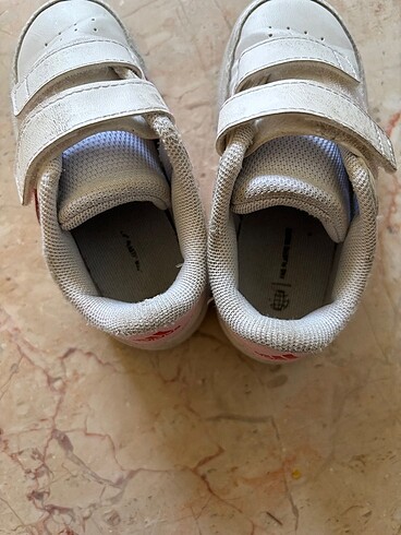 24 Beden Adidas 24 numara