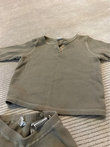 1 Yaş Beden camel Renk H&M gofre takım (9-12ay)