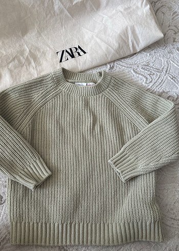 Zara 4 Yaş