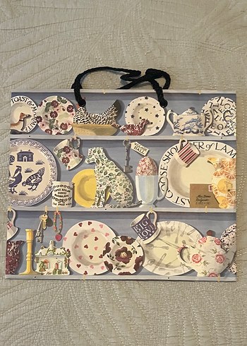 Çeşitli Markaların Karton Torbaları - Görsel 2