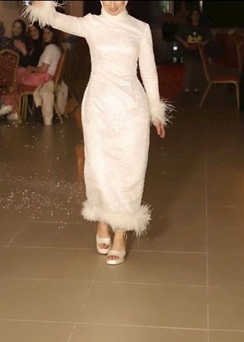 Uzun, Kürklü Beyaz Abiye ( after abiye) - Görsel 3