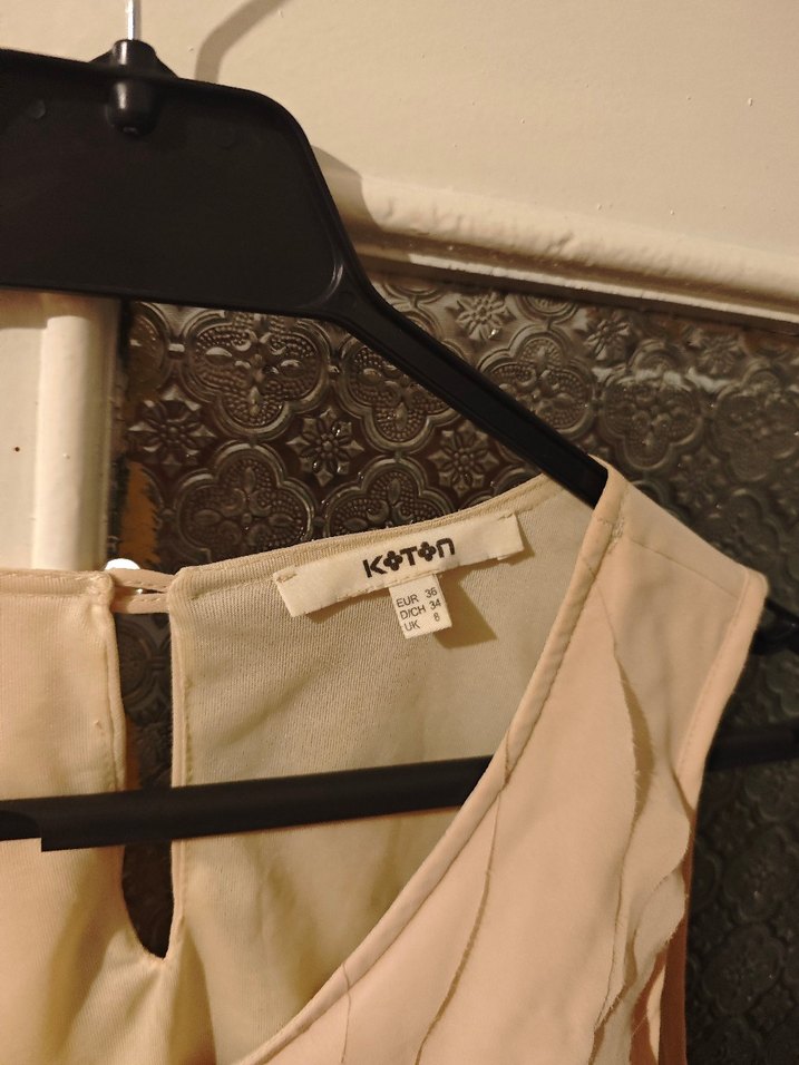 Bej Kolsuz Fırfırlı Kadın Bluz - Görsel 2