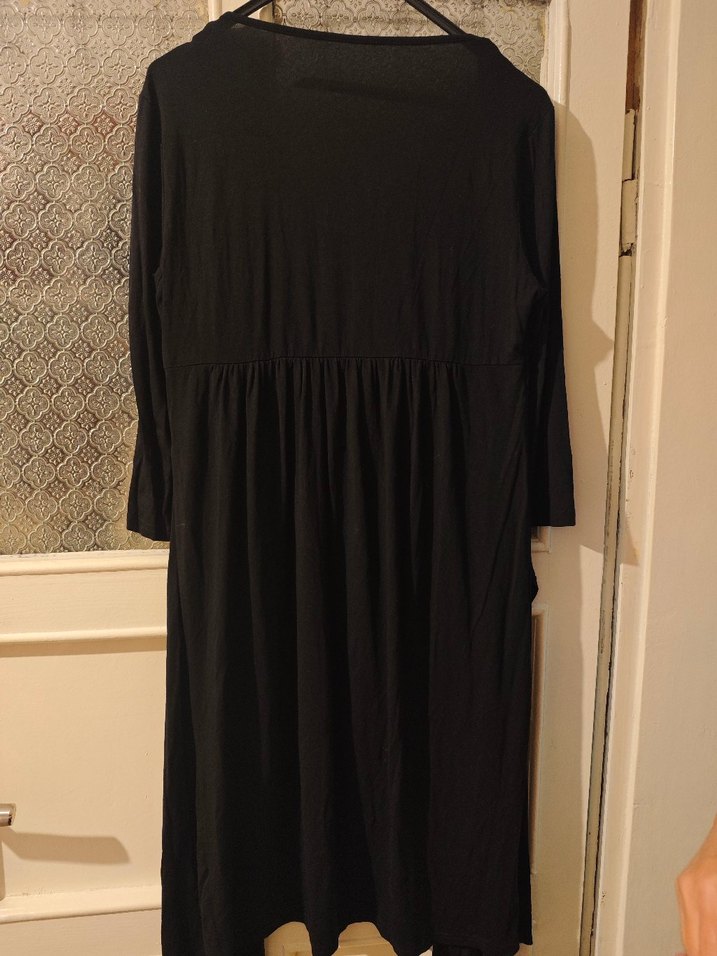 Uzun Siyah Hırka - Görsel 4