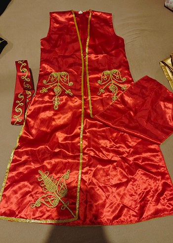 kız cocuk Klasik Kırmızı Nakışlı Uzun Henna Elbise - Görsel 4