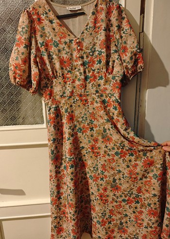 Bohem Çiçek Desenli V Yakalı Uzun Elbise - Görsel 3