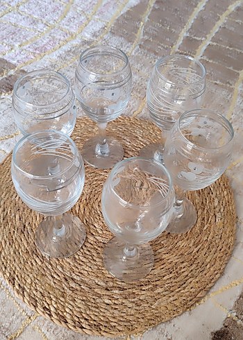 Desenli Gri Detaylı Şeffaf Kadeh - Görsel 2