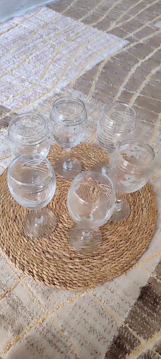 Desenli Gri Detaylı Şeffaf Kadeh - Görsel 2