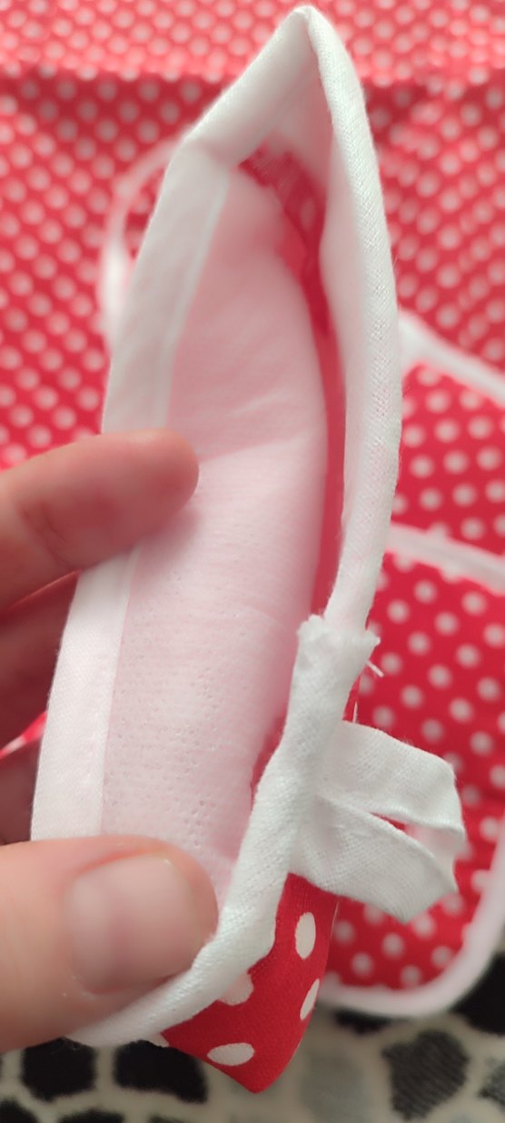 Kırmızı Puantiyeli Mutfak Önlüğü - Görsel 4