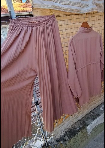 Diğer Pantolon ve Tunik