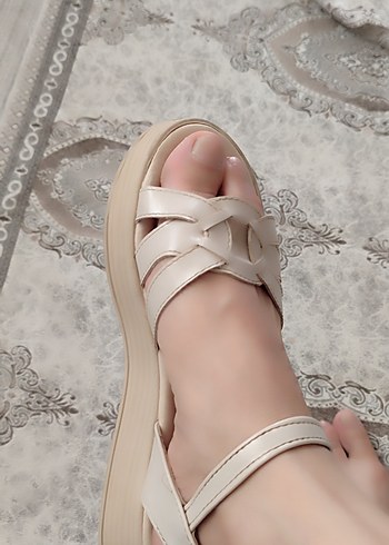 Krem  Dolgu Topuklu Kadın Sandalet - Görsel 5