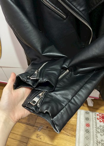 Zara Siyah Deri Biker Ceket - Görsel 4