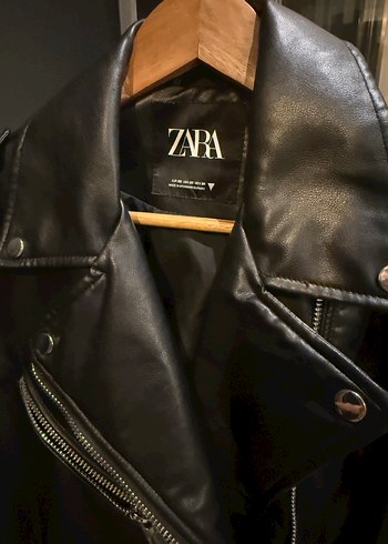 s Beden Zara Siyah Deri Biker Ceket sorunsuz