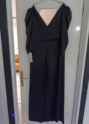 Siyah V Yakalı Uzun Kadın Abiye Elbise - Görsel 12