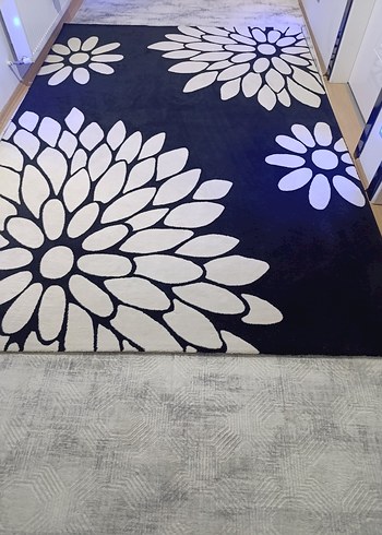 Siyah Beyaz Çiçek Desenli Modern Halı 6 m2 - Görsel 6