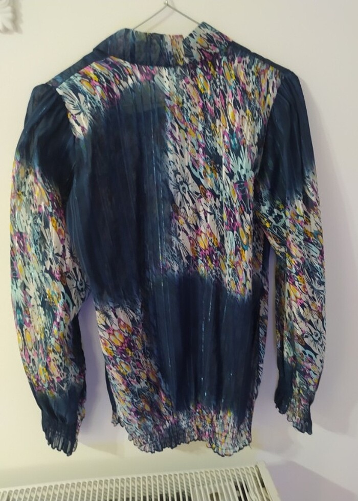 Şifon yaka detaylı bluz - Görsel 2