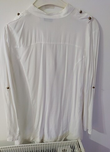 Beyaz gömlek - Görsel 4