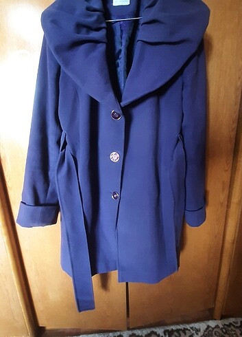 MARKOFF marka . Mor . 42 kadın mantosu. Az kullanılmış..  - Görsel 4