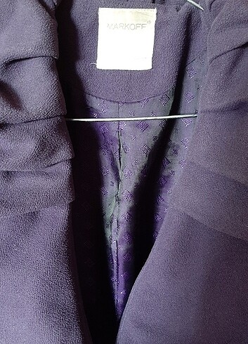 MARKOFF marka . Mor . 42 kadın mantosu. Az kullanılmış..  - Görsel 16