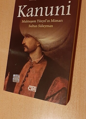Kanuni Muhteşem Yüzyıl'ın mimarı Sultan Süleyman. Çatı Kitapları