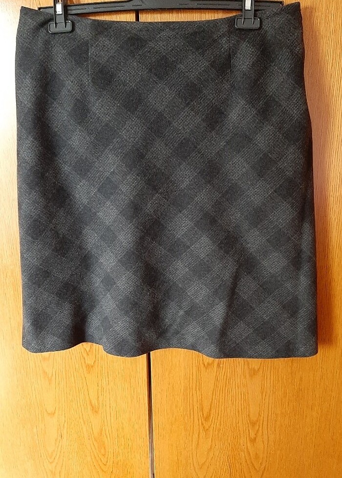 Plaka marka 42 beden düz dar etek  - Görsel 4