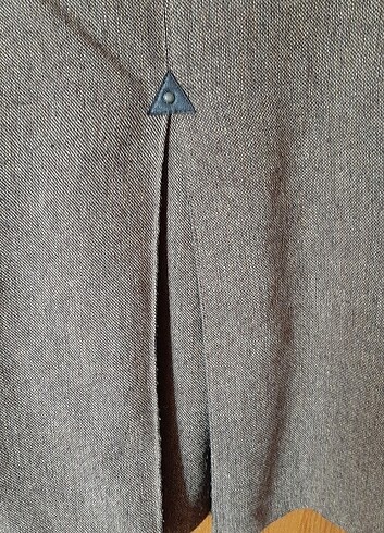 Twist marka 42 beden yünlü etek. kahverengi krem rengi Kumlu kum - Görsel 2