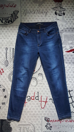 Lacivert jean 
