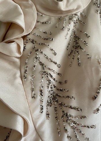 Krem tesettür Abiye - Görsel 4