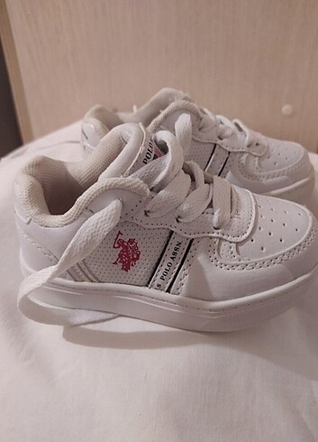 Bebek spor ayakkabı beyaz polo marka
