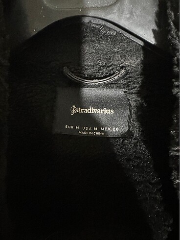 Stradivarius Stradivarius içi kürklü deri mont