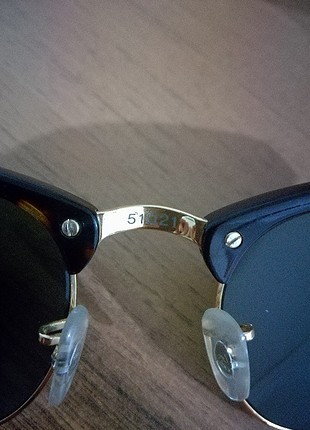 diğer Beden Ray-Ban Güneş gözlüğü 2018 de aldım fatura yok.