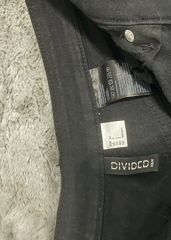 Siyah Mini Denim Şort H&M - Görsel 2