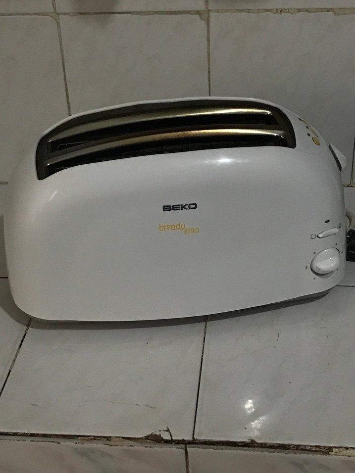 Sinbo Gri Beyaz Kahve Makinesi ve Beko ekmek kızartma makinesi - Görsel 5