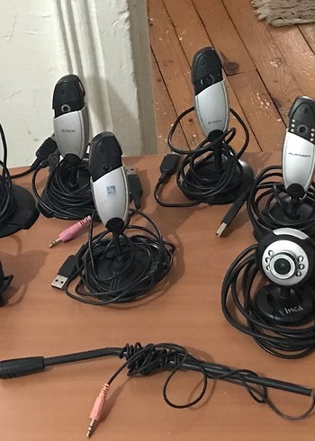 Diğer Kablolu ve USB Bağlantılı Bilgisayar Kameraları