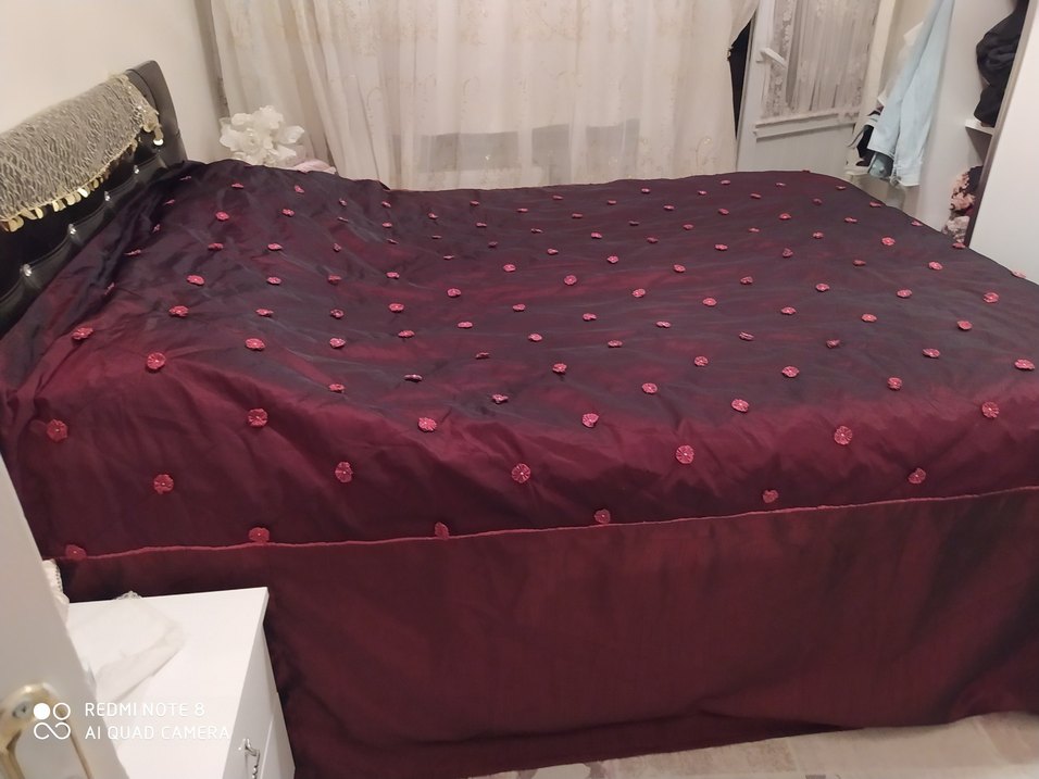 Bordo Nakışlı Yatak Örtüsü - Görsel 3